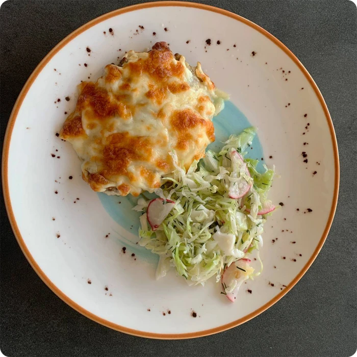 Свинина запеченая с грибами